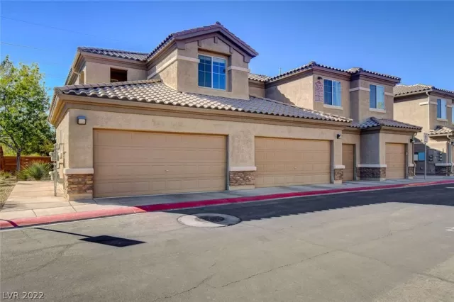 MLS: 2447497 Condo For Sale