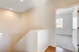 Photo #4: 2447497 Listing 