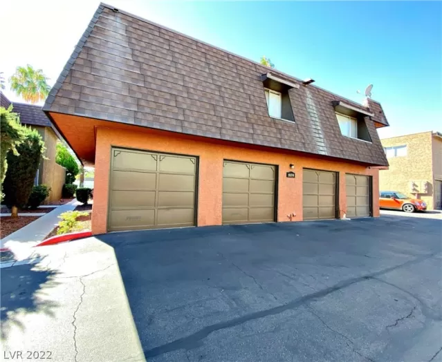 MLS: 2447597 Condo For Sale