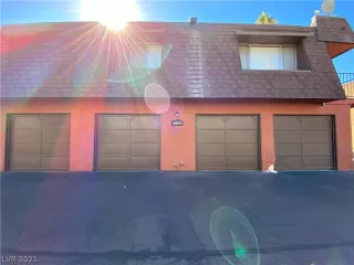 Photo #1: 2447597 Listing 