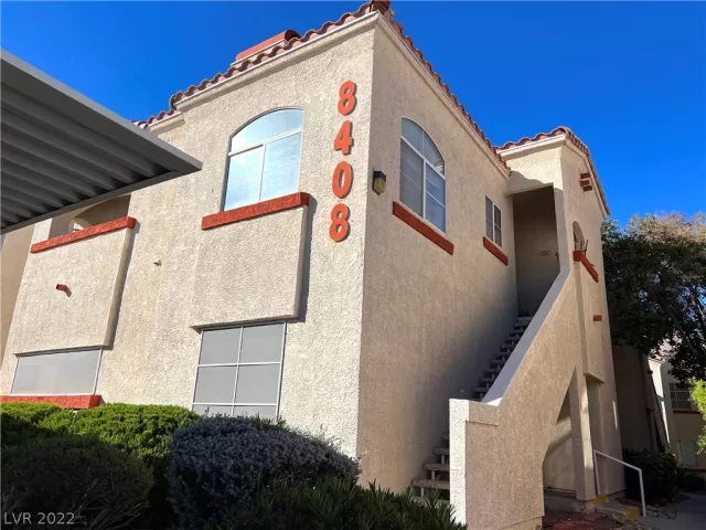 MLS: 2447614 Condo For Sale