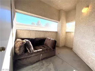 Photo #3: 2447614 Listing 