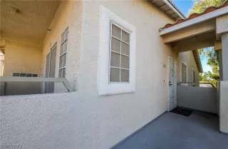 Photo #1: 2447649 Listing 