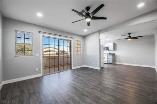 Photo #3: 2447649 Listing 