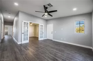 Photo #5: 2447649 Listing 