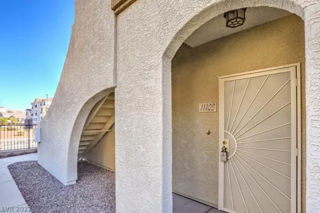 MLS: 2447653 Condo For Sale