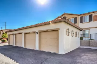 Photo #2: 2447653 Listing