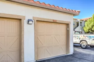 Photo #3: 2447653 Listing