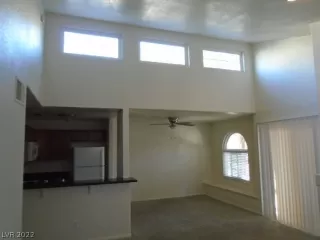 Photo #2: 2447655 Listing