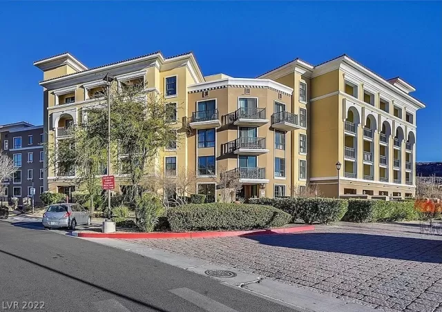 MLS: 2447667 Condo For Sale