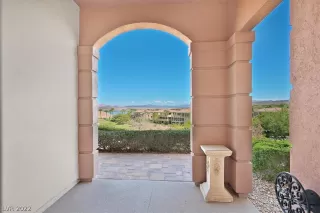 Photo #6: 2447668 Listing 