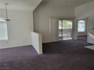 Photo #4: 2447696 Listing 