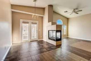 Photo #1: 2447730 Listing