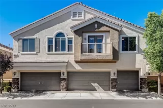 Photo #2: 2447730 Listing