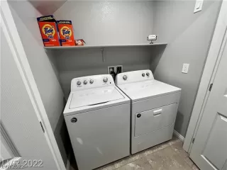 Photo #6: 2447741 Listing 