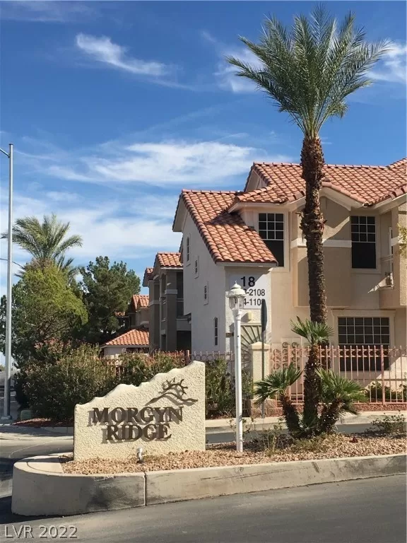 MLS: 2447754 Condo For Sale