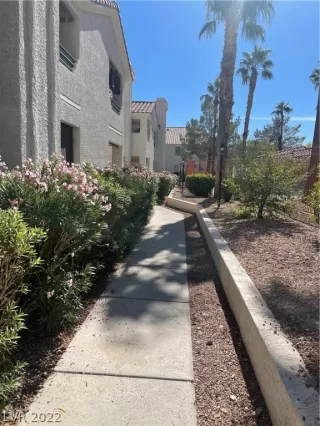 Photo #2: 2447760 Listing 