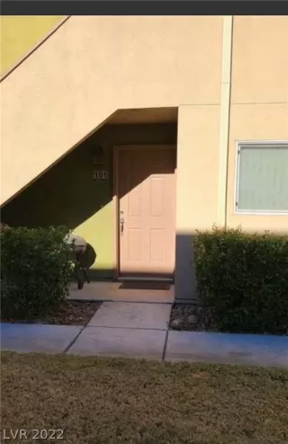 Photo #1: 2447764 Listing 