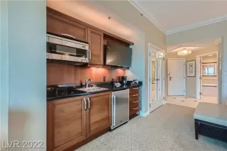 Photo #5: 2447772 Listing 