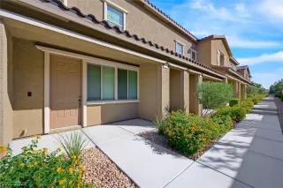 Photo #1: 2447789 Listing