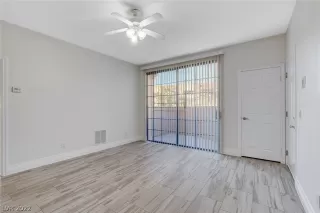 Photo #4: 2447832 Listing 