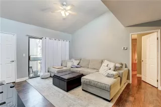 Photo #2: 2447855 Listing 