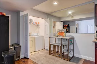 Photo #6: 2447855 Listing 