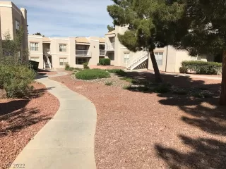 Photo #1: 2447878 Listing 