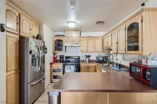 Photo #2: 2447884 Listing 