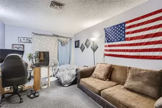 Photo #6: 2447884 Listing 