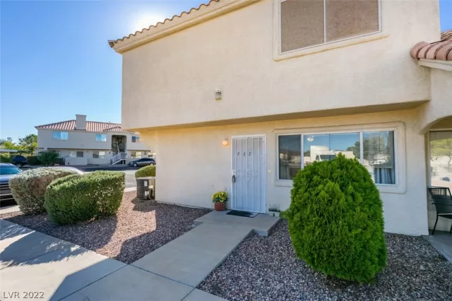 MLS: 2447905 Condo For Sale