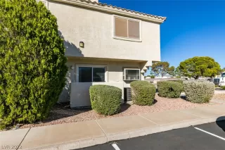 Photo #2: 2447905 Listing 