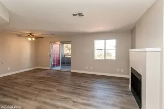 Photo #6: 2447907 Listing 