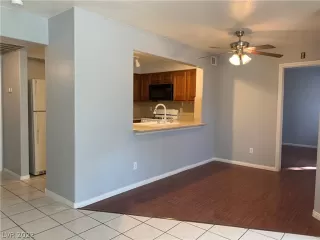 Photo #6: 2447927 Listing 