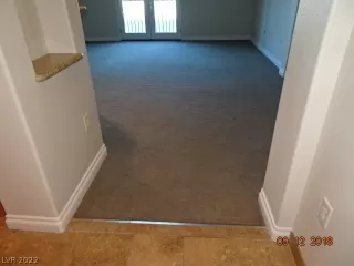 Photo #4: 2447939 Listing 