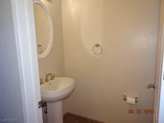 Photo #6: 2447939 Listing 