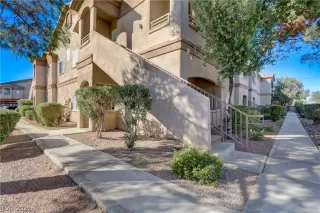 Photo #2: 2447989 Listing