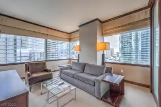 Photo #1: 2448079 Listing