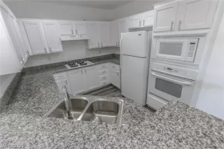 Photo #2: 2448083 Listing 