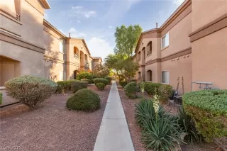 Photo #1: 2448147 Listing