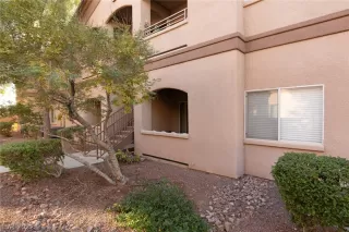 Photo #2: 2448147 Listing