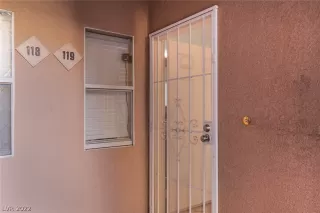 Photo #3: 2448147 Listing