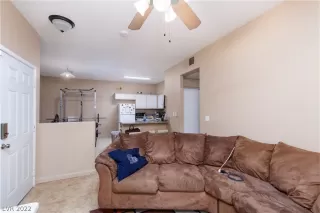 Photo #6: 2448147 Listing