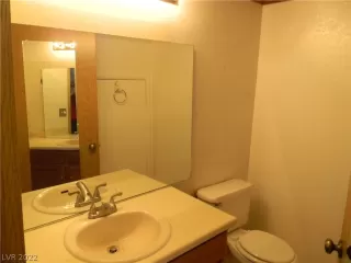 Photo #5: 2448169 Listing 