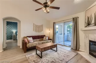 Photo #5: 2448193 Listing