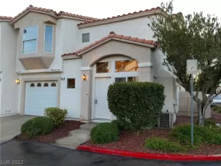 Photo #2: 2448227 Listing 