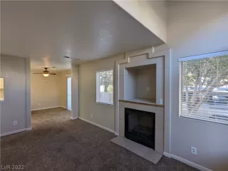 Photo #5: 2448227 Listing 