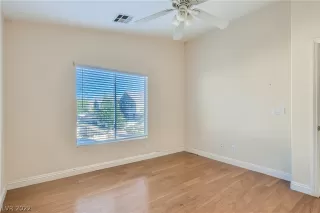 Photo #3: 2448277 Listing 