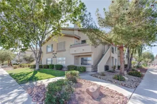 Photo #2: 2448379 Listing