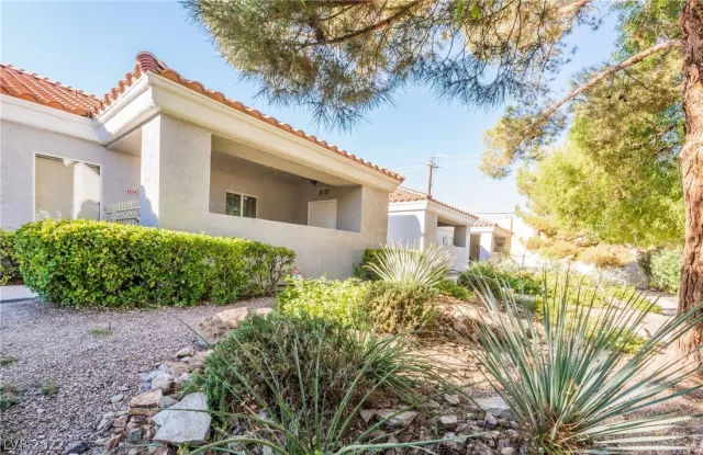 MLS: 2448402 Condo For Sale